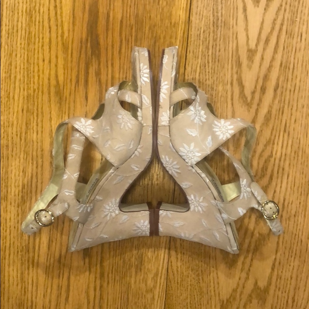 LIKE NEW Studio Roma Tan Heels (EU 11 US 9)